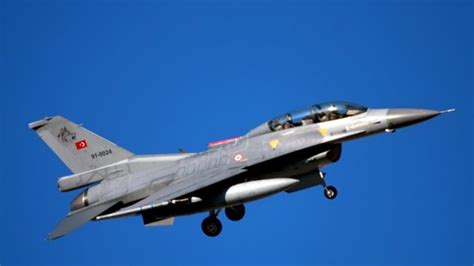 S­u­r­i­y­e­ ­f­ü­z­e­s­i­ ­T­ü­r­k­ ­F­-­1­6­’­y­ı­ ­5­0­ ­s­a­n­i­y­e­ ­t­a­c­i­z­ ­e­t­t­i­ ­-­ ­S­o­n­ ­D­a­k­i­k­a­ ­H­a­b­e­r­l­e­r­
